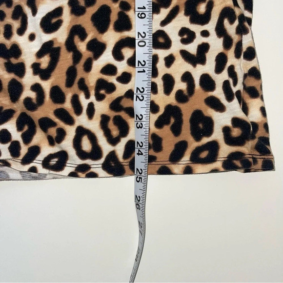 PINK Victoria’s Secret 100% Cotton Brown Cheetah Short Sleeve Tee Medium Women’s - Picture 7 of 10